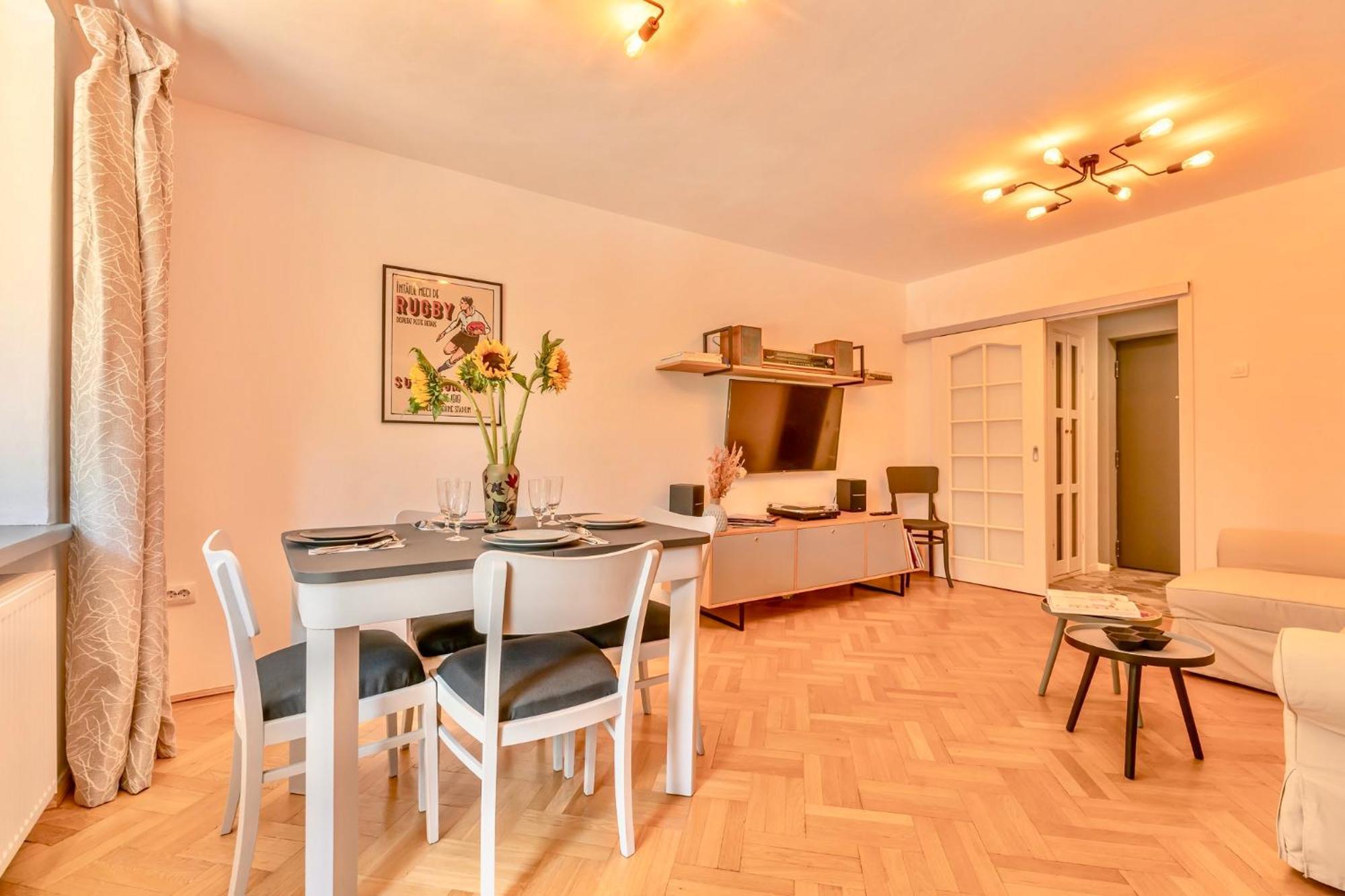 Castanilor 6 - Hip Industrial Apartment Close To City Centre Брашов Экстерьер фото
